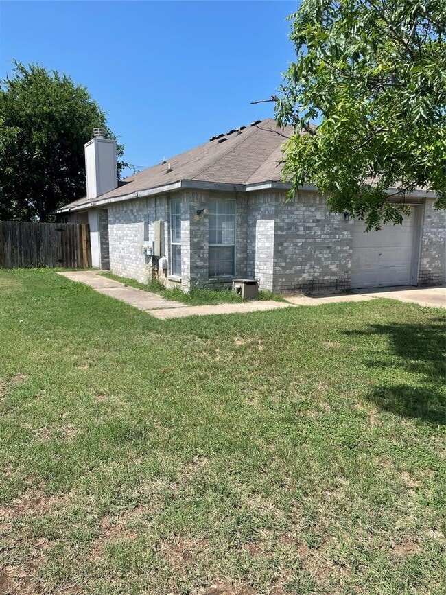 Building Photo - 105 Axis Deer Trail Rental