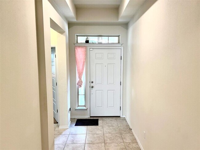 Photo - 208 Durata Dr