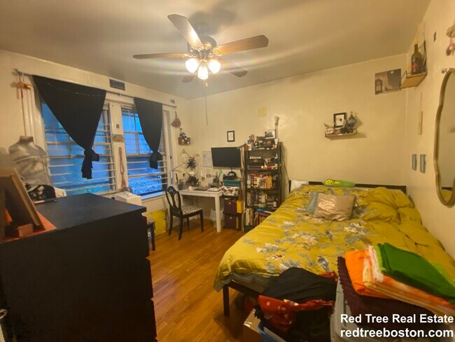 Photo - 55 Lanark Rd