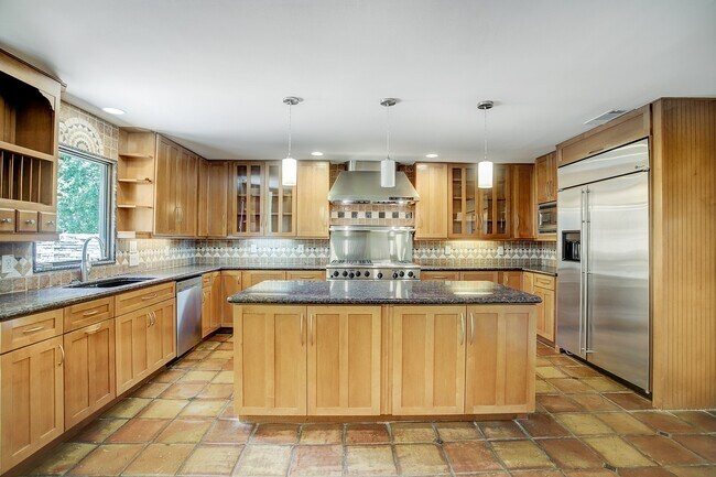 Photo - 12118 Tara Dr