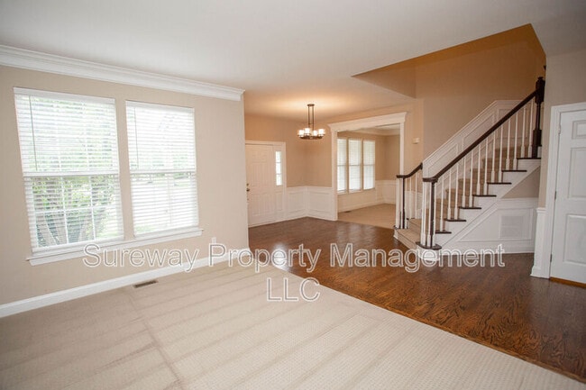 Photo - 7 Amaryllis Ln