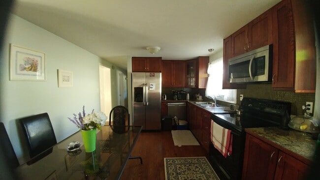 Photo - 2629 Southvale Cres