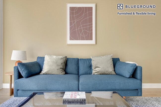 Photo - 201 N Garland Ct Unidad FL19-ID1322