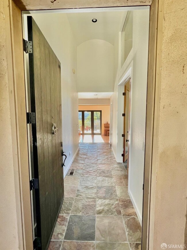 Photo - 123 Capricorn Ave