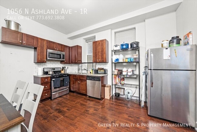 Photo - 1056 N Ashland Ave Unit 1R