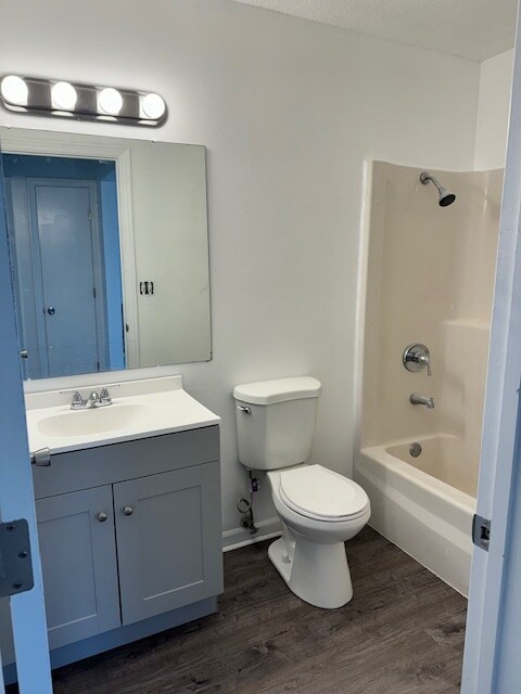 Photo - 1913 W 1st St Unit 210