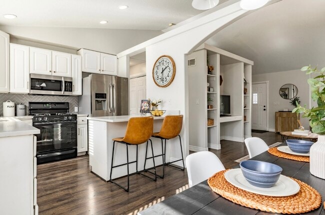 Photo - 7544 S 2020 E