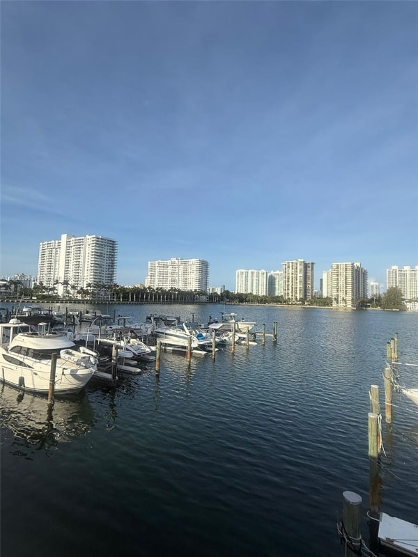 Photo - 18021 Biscayne Blvd