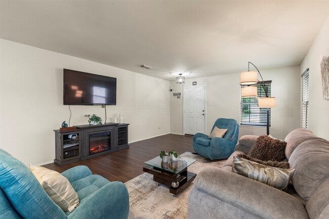 Photo - 20907 Imperial Landing Ln