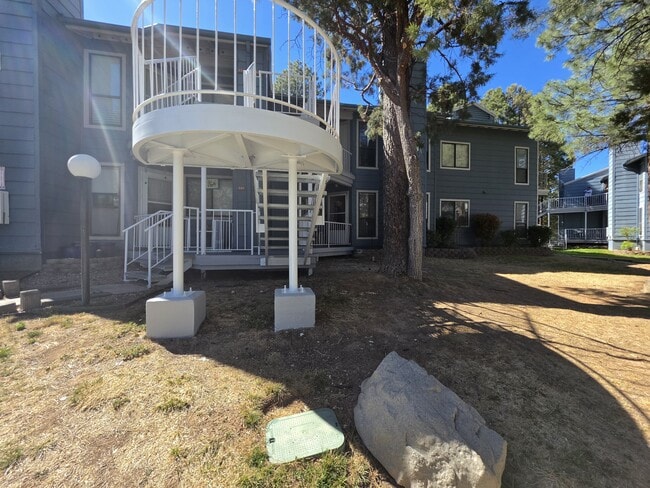 Photo - 2700 S White Mountain Rd