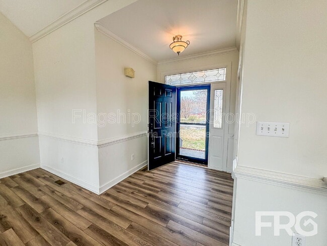 Photo - 115 Remount Rd