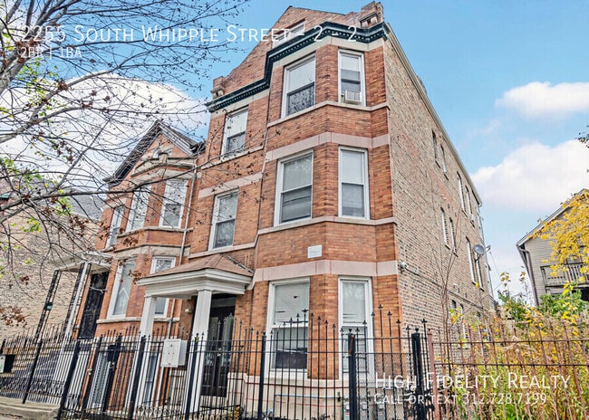 Photo - 2255 S Whipple St Apartamento Unidad 2