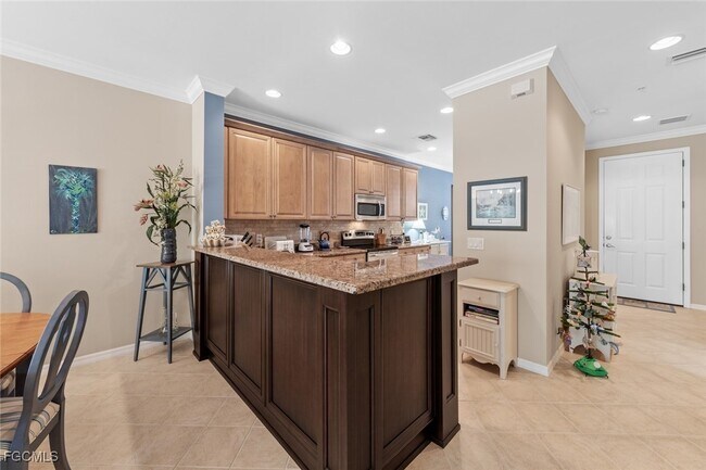 Building Photo - 14543 Abaco Lakes Dr Unit 103 Rental