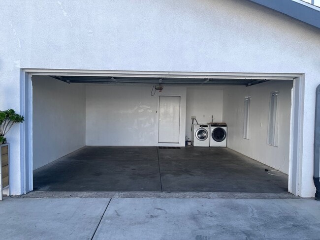 Photo - 477-479 Nassau Avenue Unit 0479