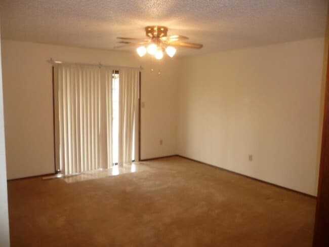 Photo - 6410 SW Glenhaven Ave