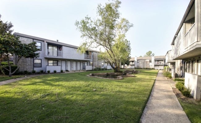 Photo - Shadowbrook Apartments