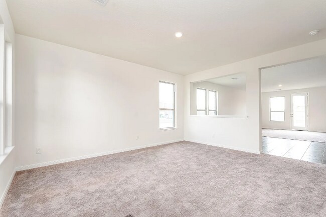 Photo - 6120 Whitewing Rd