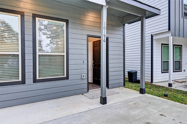 Photo - 10196 Barberry St