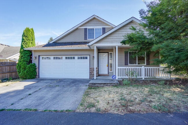 Building Photo - BEAUTIFUL THREE BEDROOM HOME IN VANCOUVER