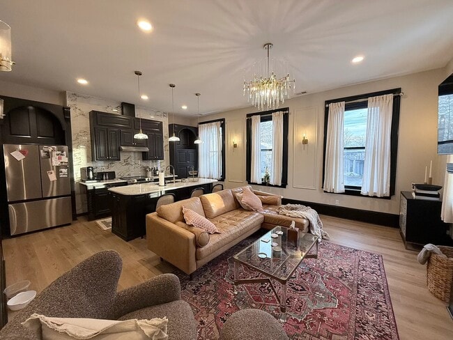 Photo - 230 W 6th St Unit 230 W. 6th #2