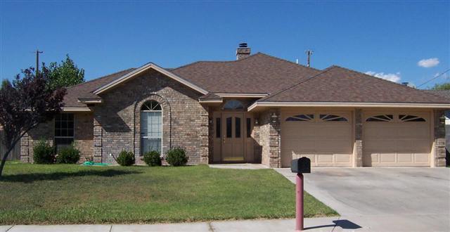 Photo - RENTAL Fully Furnished 4 bedroom home