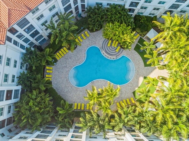 The Retreat at Sawgrass Village