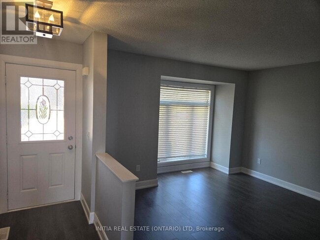 Photo - 1320 Savannah Dr
