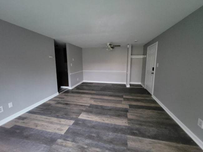 Building Photo - 13420 Euclid Ave