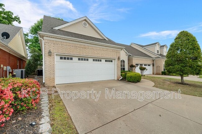 Photo - 60 Jeffrey Way