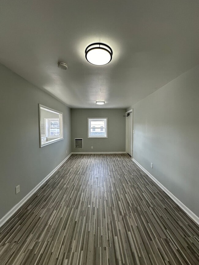 Photo - 380 Somerset St Unit 19