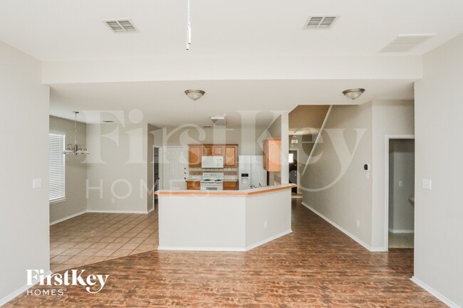 Photo - 3025 Meadowbrook Dr