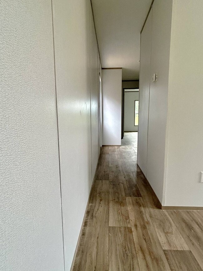 Photo - 575 Payne Creek Est