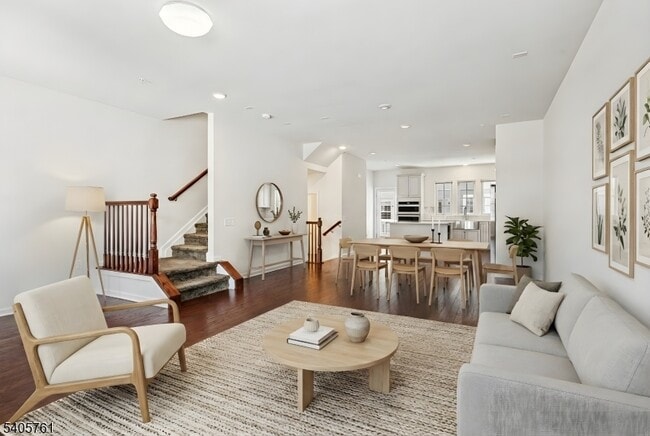 Building Photo - 32 Cortland Ct