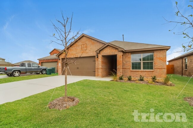 Photo - 204 Micah Ln