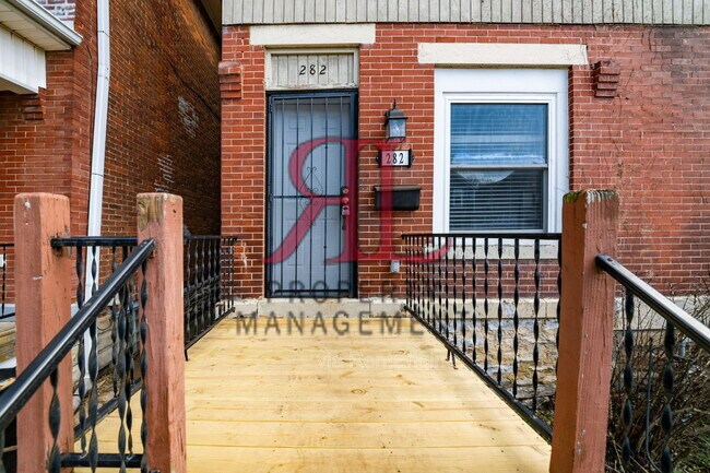 Photo - 282 S Ohio Ave