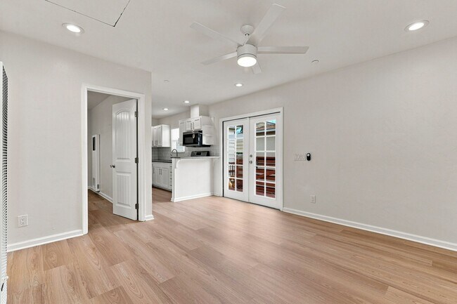 136 Brightwood Ave Unit 136A