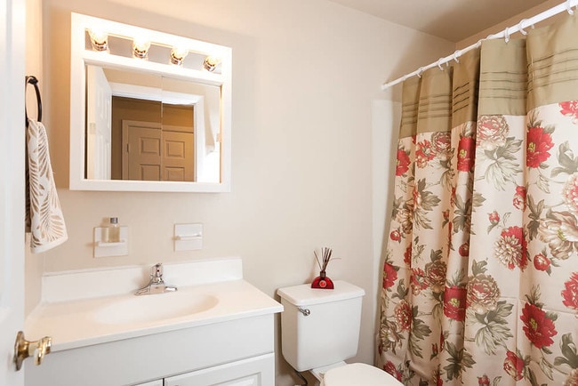 Newcastle Apartments and Townhomes