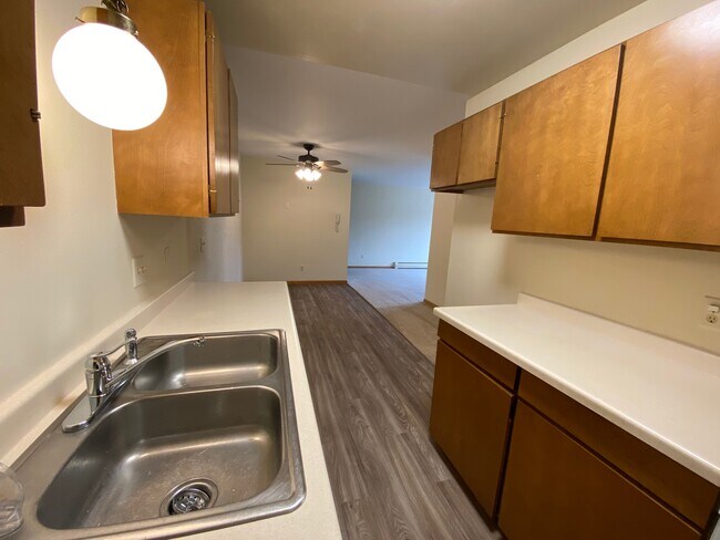 Photo - Lawnview Apartments