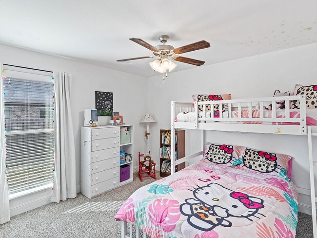 Photo - 2402 England Ln
