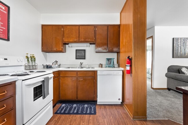 Photo - Meadow Park Apartments