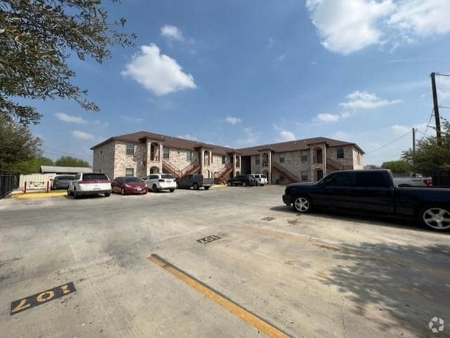 Building Photo - 1204 E Lyon St Unit 106 Rental