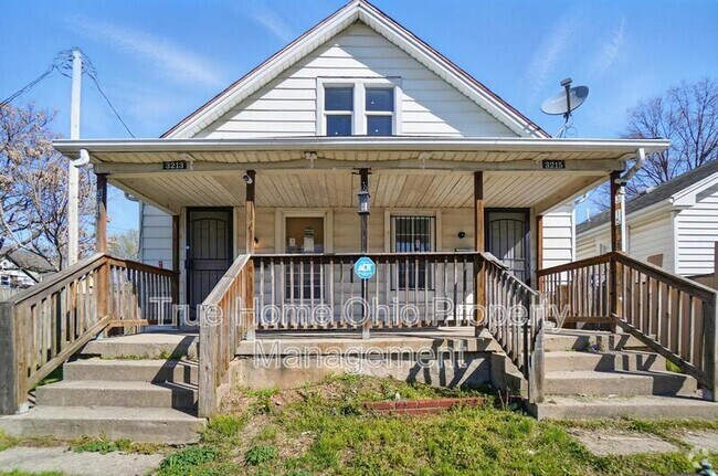Building Photo - 3215-3215 E 5th St Rental
