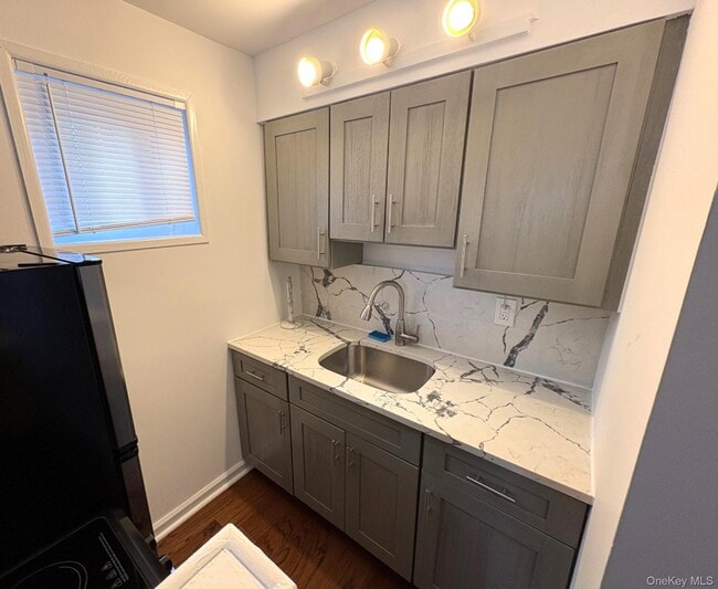 Photo - 62 Elissa Ln Unit 1