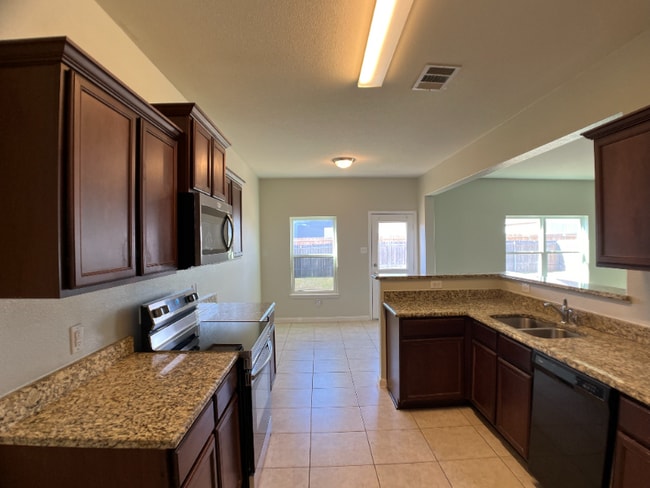 Photo - 312 Magnolia Dr