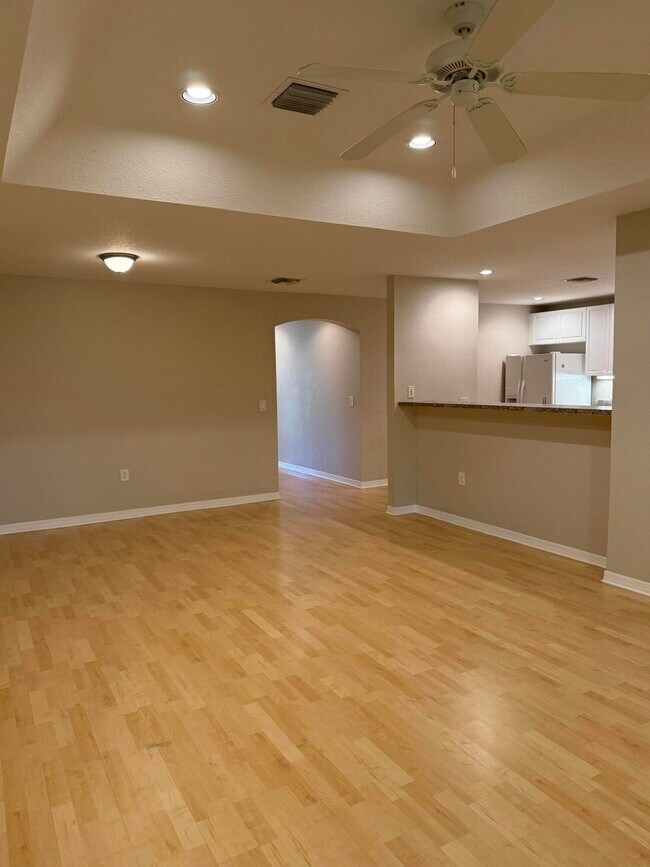 Photo - 1739 N Dovetail Dr