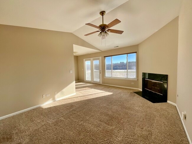 Photo - 290 Crestview Dr Unit C