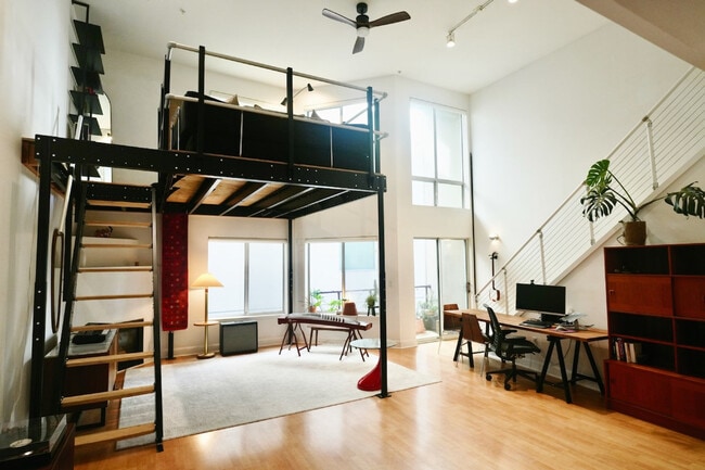 Photo - 670 5th St Unidad SI ID1328937P