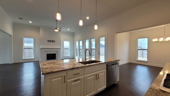 Photo - 4 bedroom 3 bath home in Baton Rouge