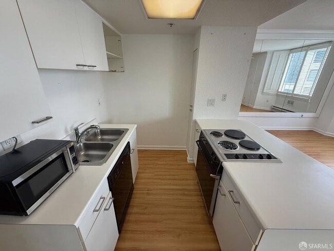 Photo - 201 Harrison St