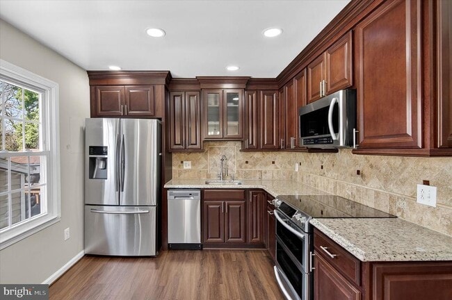 Photo - 8975 Milroy Ct